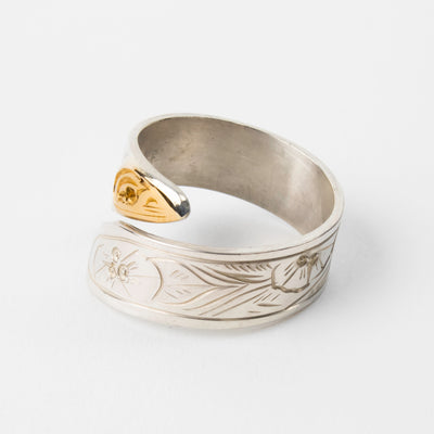 Hand carved 14k gold and silver hummingbird wrap ring with flowers carved by Indigenous Canadian Artist Agnes Seaweed Wisden