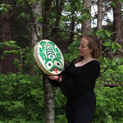 Hlk’yáan K’ustáan (Frog) Drum by Danielle Louise Allard (Haida)